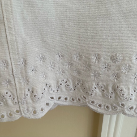 Tchibo Womens size 4 White Eyelet Lace Denim Jean Mini Skirt Embroidered Preppy - Picture 4 of 8